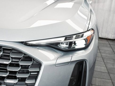 Used 2025 Audi Q5 Premium Plus w/ Premium Plus image 76