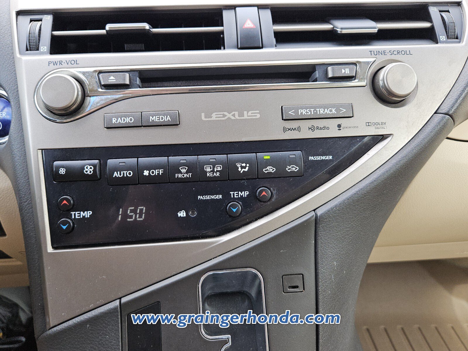Used 2015 Lexus RX 450h AWD image 17