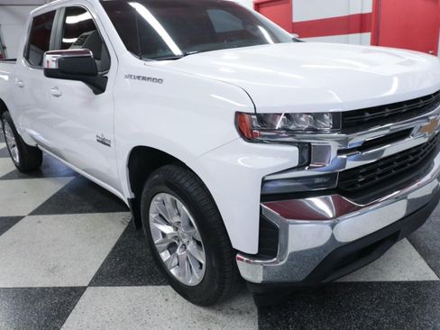 Used 2021 Chevrolet Silverado 1500 LT w/ Bed Protection Package RWD image 4