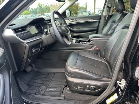 Used 2021 Jeep Grand Cherokee L Limited AWD/4WD image 11