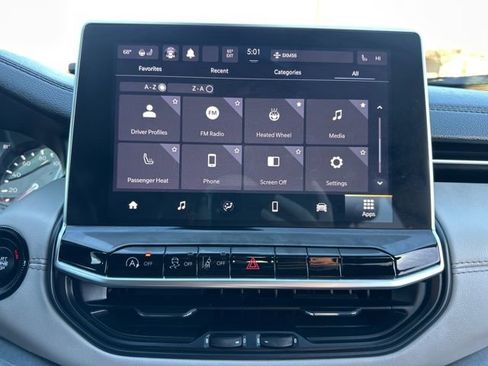 Certified 2022 Jeep Compass Limited image 40