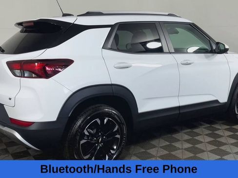 Used 2022 Chevrolet TrailBlazer LT w/ LPO, Blackout Package AWD/4WD image 11