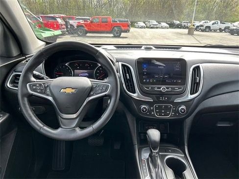 Used 2022 Chevrolet Equinox LT image 14