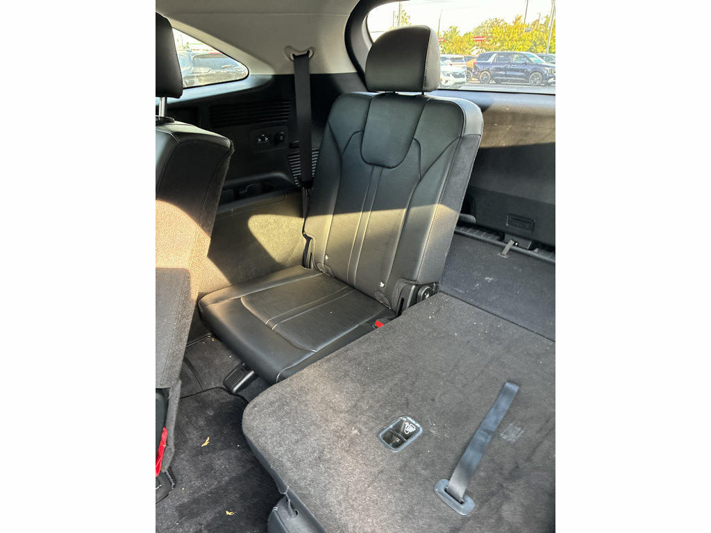 Used 2025 Kia Sorento S FWD image 12
