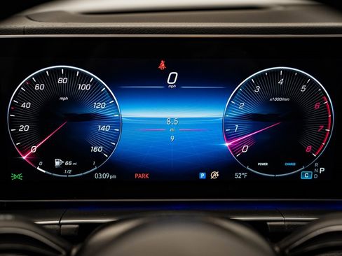 New 2026 Mercedes-Benz GLE 450 4MATIC image 32