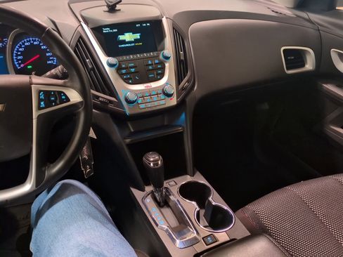 Used 2017 Chevrolet Equinox LT w/ Convenience Package image 20