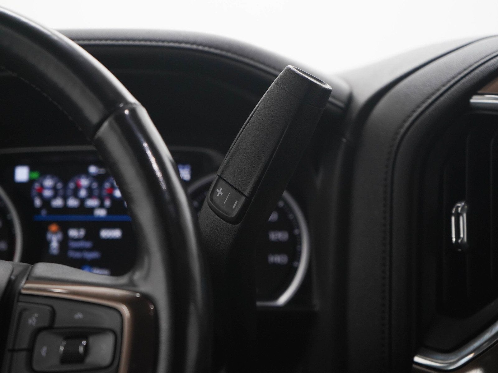 Used 2020 Chevrolet Silverado 1500 High Country AWD/4WD image 20