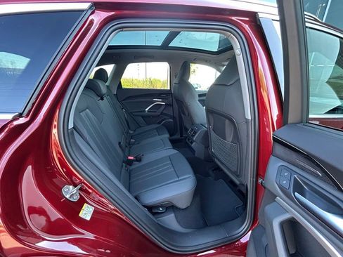 New 2025 Audi Q5 Premium Plus image 47