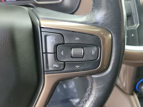 Used 2021 Chevrolet Suburban High Country image 33