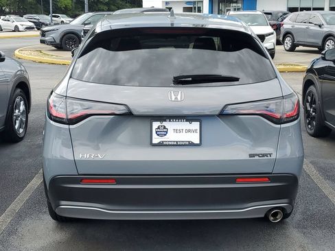 Used 2024 Honda HR-V Sport image 6