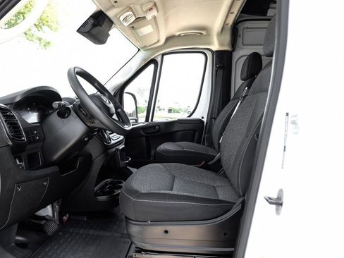 Used 2023 RAM ProMaster 2500 image 3