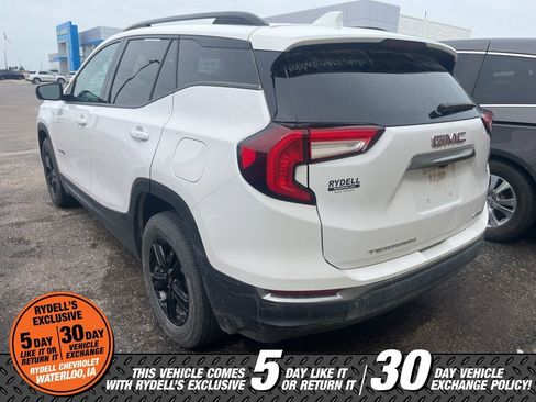 Used 2023 GMC Terrain AT4 AWD/4WD image 3