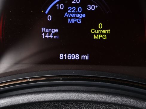 Used 2018 Dodge Durango GT RWD image 3