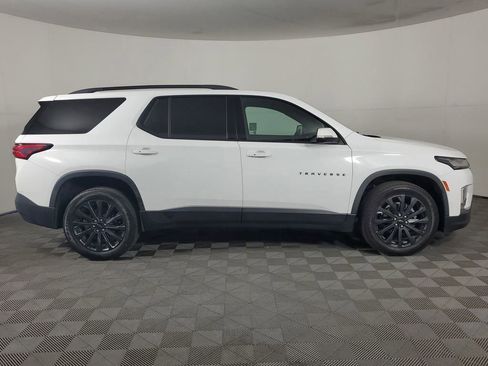 Certified 2022 Chevrolet Traverse RS image 2