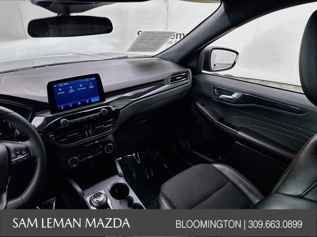 Used 2025 Ford Escape ST-Line FWD image 21