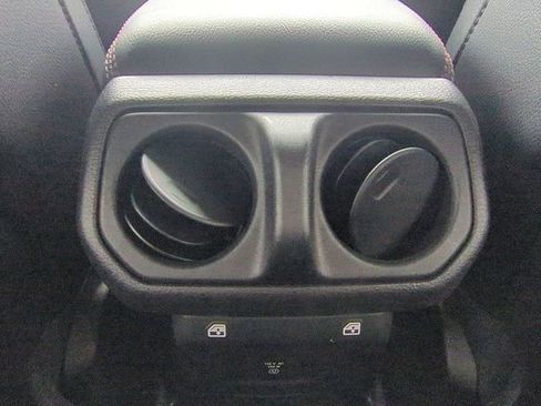 Used 2022 Jeep Wrangler Unlimited Rubicon w/ Cold Weather Group image 21