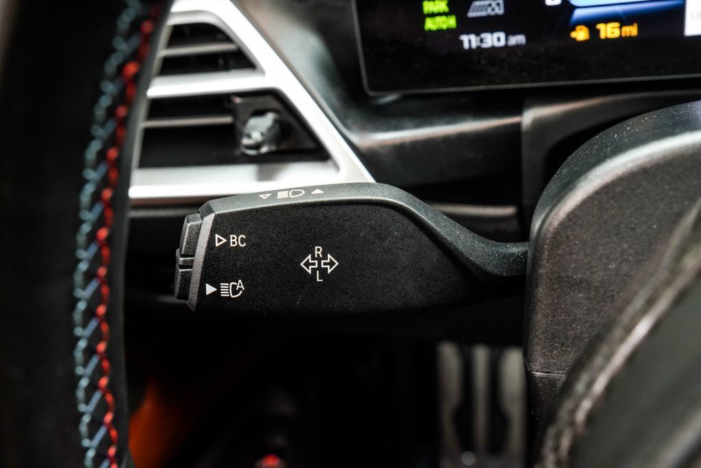 Used 2025 BMW M4 Competition RWD image 33