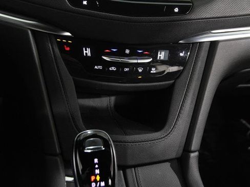 Certified 2024 Cadillac XT5 Luxury image 15