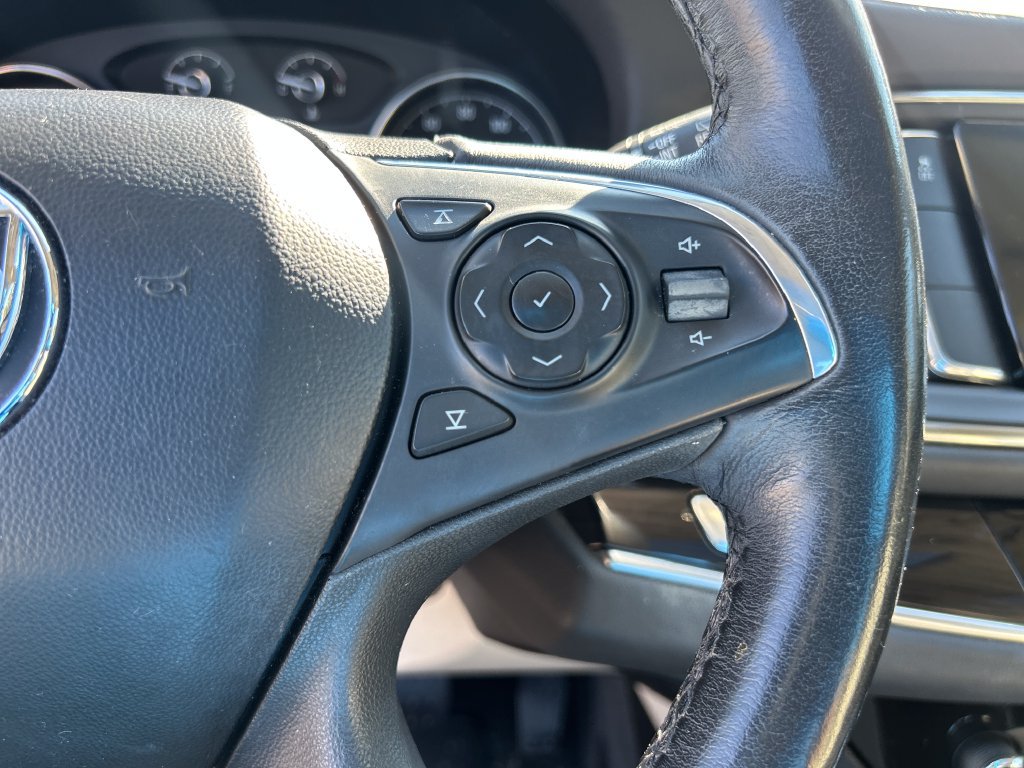 Used 2018 Buick Enclave Premium FWD image 23