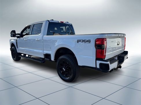 New 2026 Ford F250 Lariat w/ Black Appearance Package image 4