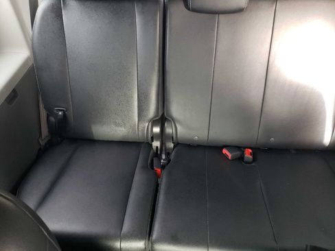 Used 2014 Toyota Sienna SE image 21