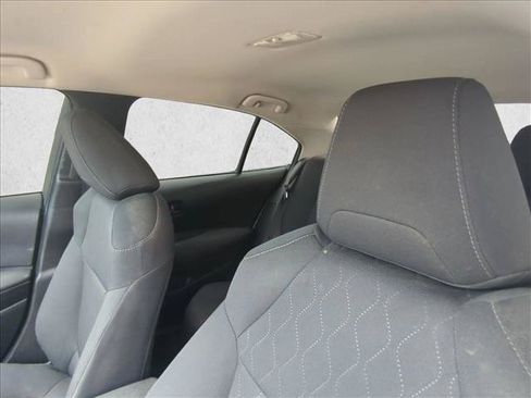 Used 2022 Toyota Corolla LE FWD image 13