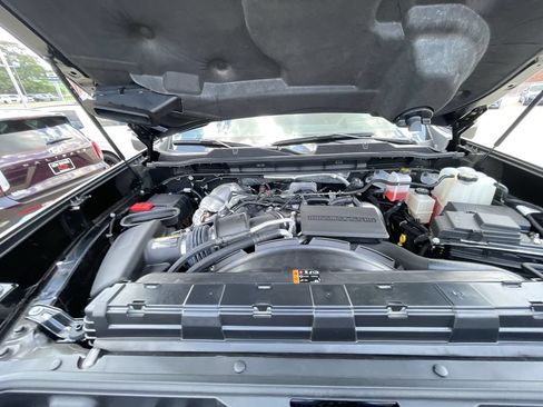 Used 2025 Chevrolet Silverado 2500 High Country w/ High Country Premium Package AWD/4WD image 30