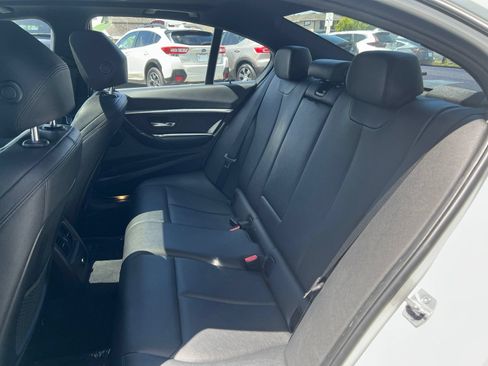 Used 2018 BMW 330i Sedan w/ Convenience Package RWD image 7