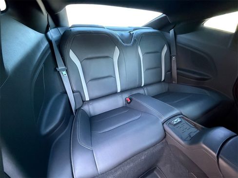 Used 2016 Chevrolet Camaro SS image 20