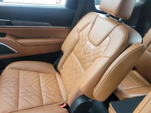 Certified 2024 Kia Telluride EX X-Line AWD/4WD image 17