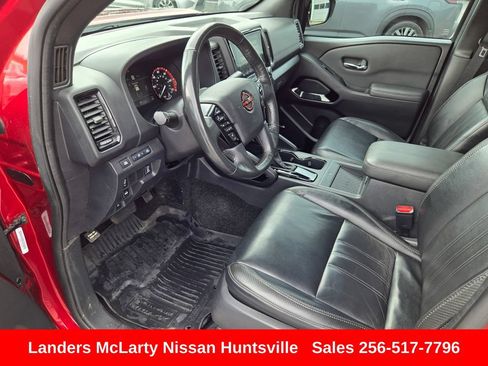 Used 2022 Nissan Frontier PRO-4X w/ Pro-4X Premium Package AWD/4WD image 17