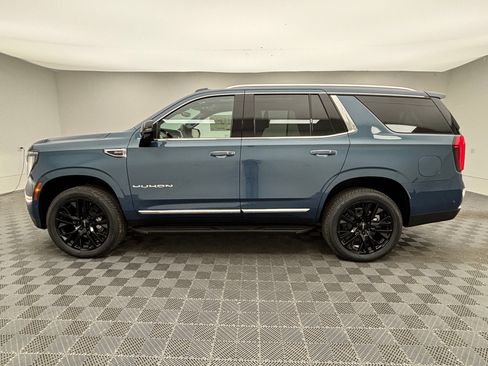 New 2026 GMC Yukon Elevation w/ Elevation Premium Package AWD/4WD image 17