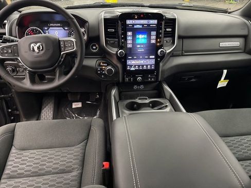 New 2025 RAM 1500 Big Horn image 9