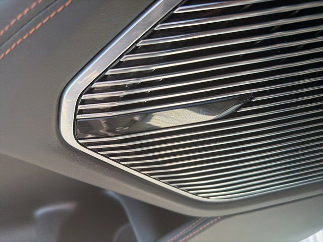 Used 2024 Jeep Grand Cherokee Summit AWD/4WD image 17