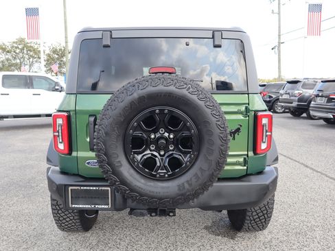 Used 2023 Ford Bronco Wildtrak image 4