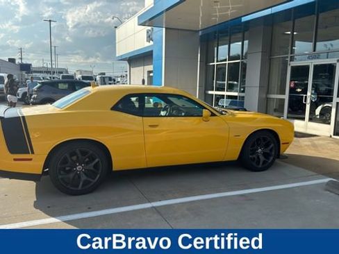 Used 2019 Dodge Challenger R/T w/ Shaker Package RWD image 1