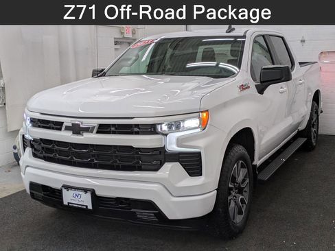 Used 2023 Chevrolet Silverado 1500 RST image 1