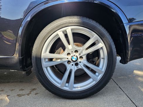 Used 2012 BMW X5 M w/ Active Ventilated Seat Pkg image 14