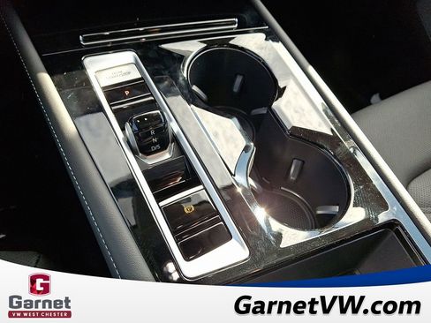 New 2026 Volkswagen Atlas SE image 9