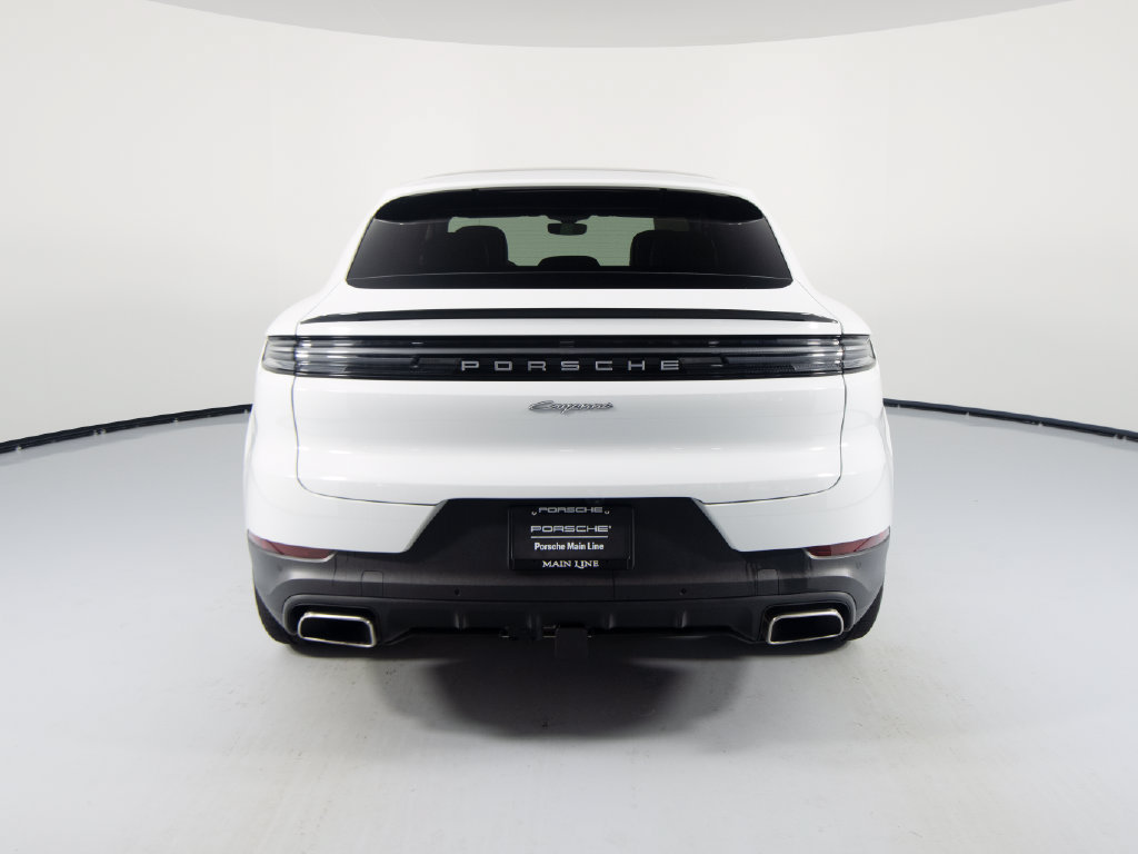 Certified 2026 Porsche Cayenne E-Hybrid Coupe AWD/4WD image 9