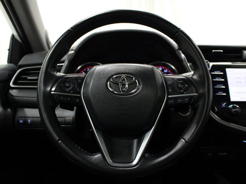 Used 2020 Toyota Camry XSE w/ 4 Season Floor Mat Package FWD image 9