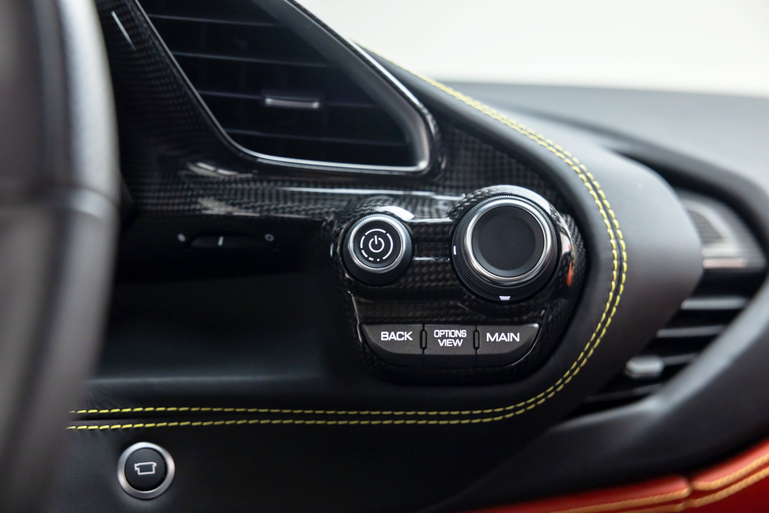 Certified 2018 Ferrari 488 GTB RWD image 54