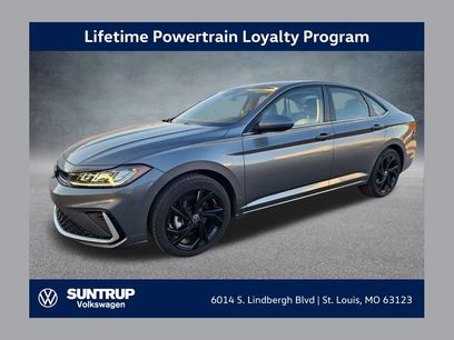 Used 2025 Volkswagen Jetta SE