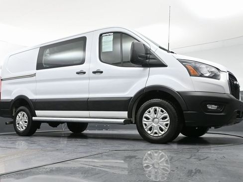Used 2024 Ford Transit 250 Low Roof w/ Exterior Upgrade Package image 44