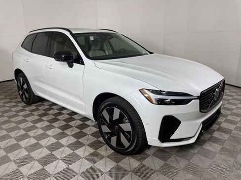 New 2025 Volvo XC60 T8 Plus w/ Protection Package Premier image 2