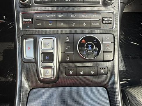 Used 2023 Hyundai Santa Fe Limited image 30