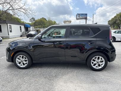 Used 2025 Kia Soul LX w/ LX Technology Package