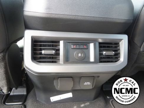 Used 2024 Ford F250 Lariat image 58