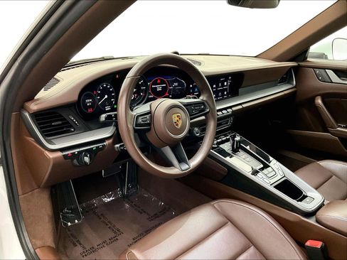 Used 2022 Porsche 911 Carrera RWD image 19