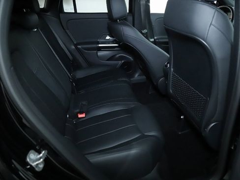 Used 2023 Mercedes-Benz GLA 250 GLA 250 image 32